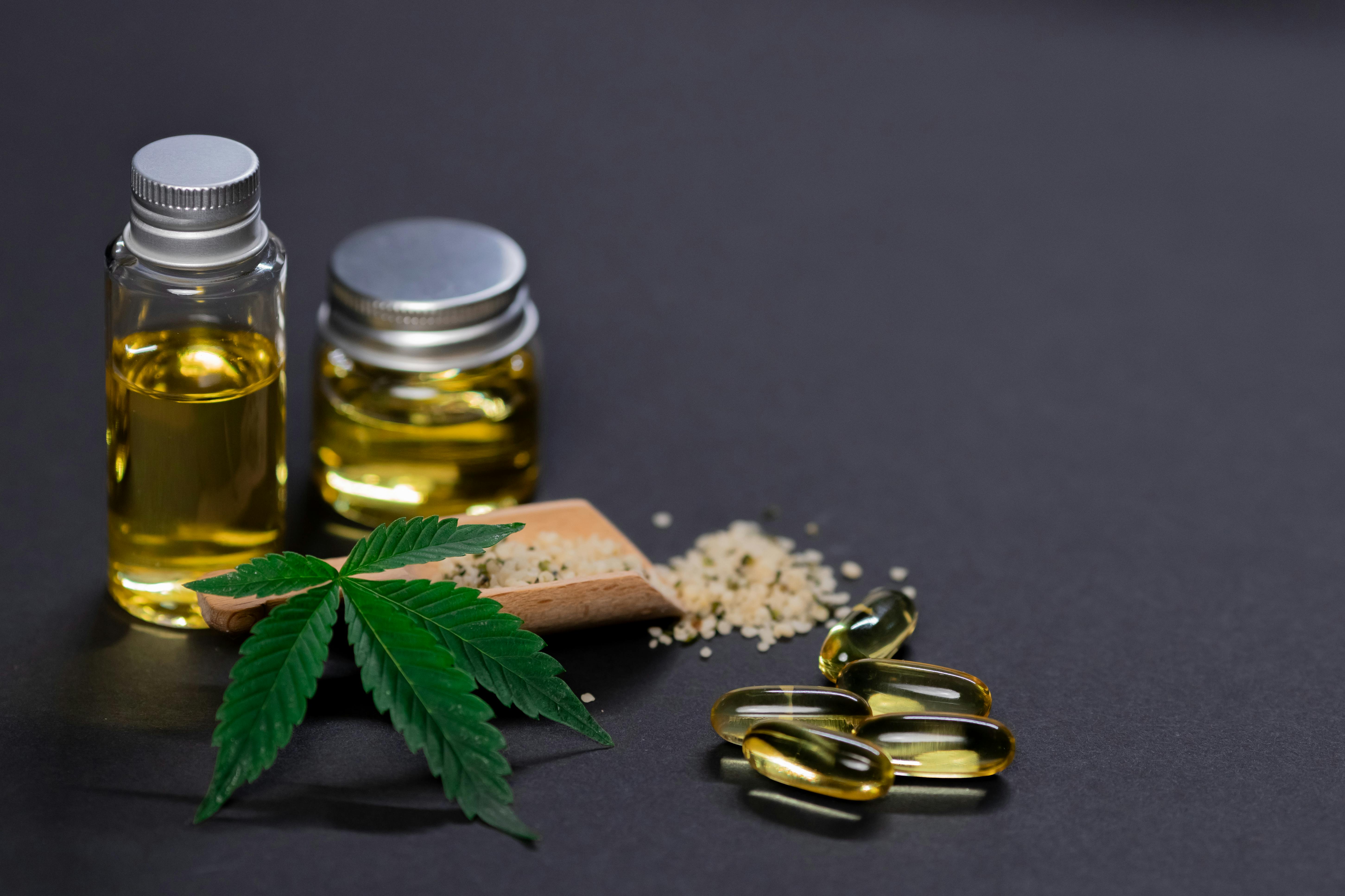 Hemp Seed Oil for Hair: Benefits, Uses & Tips